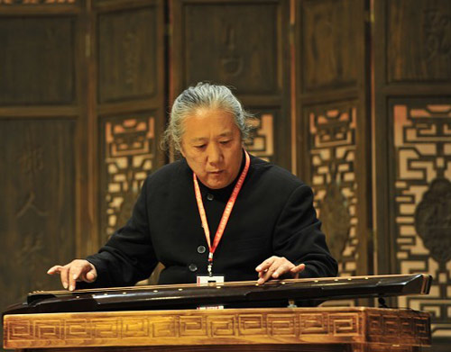 杨青.jpg